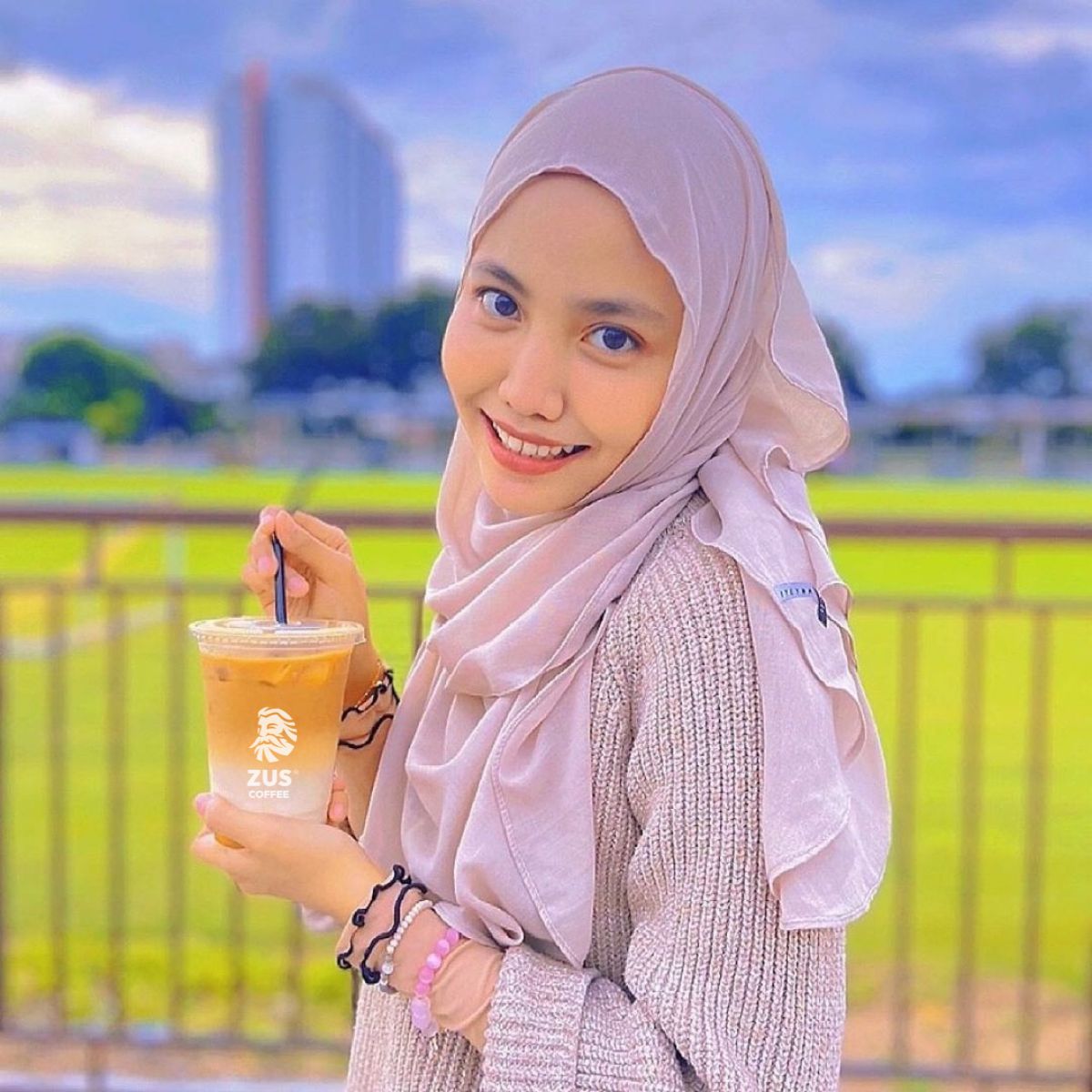 customer (3)